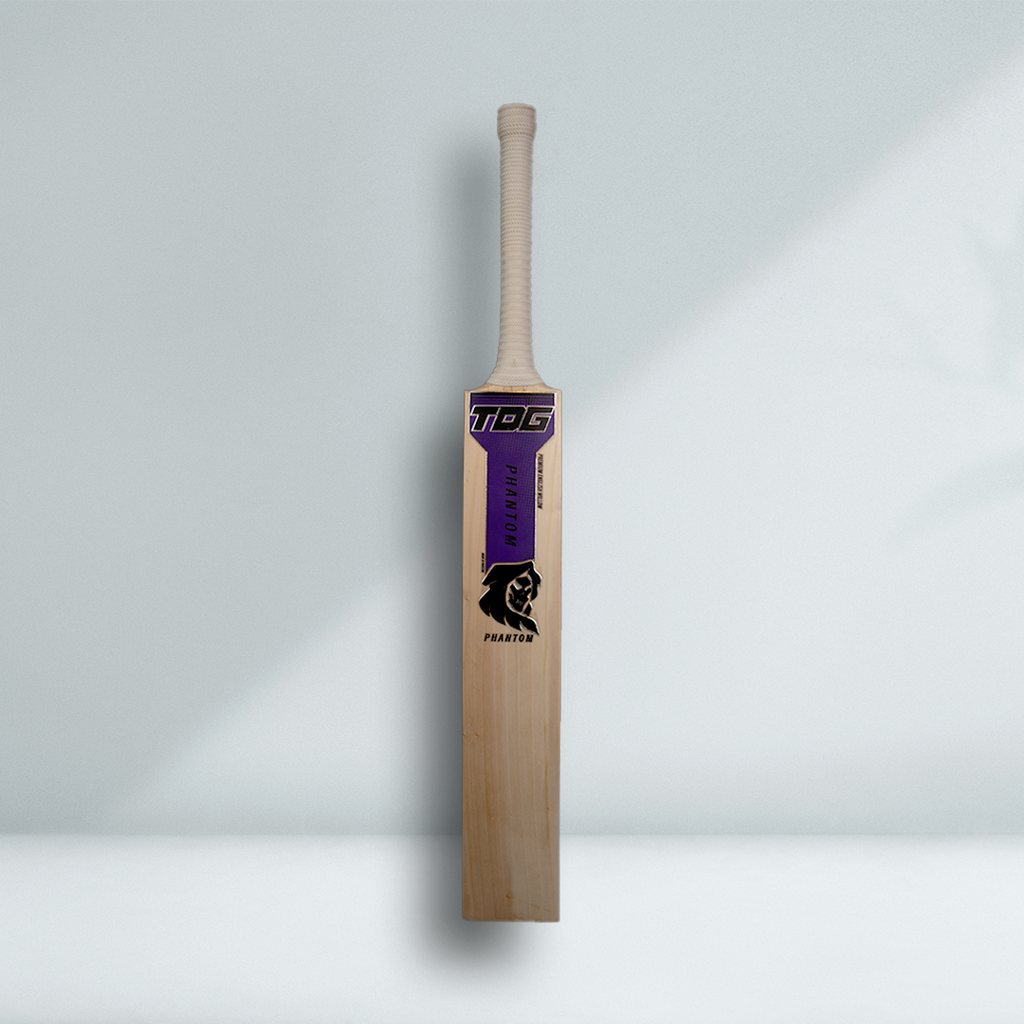 Dynamic Phantom Bat
