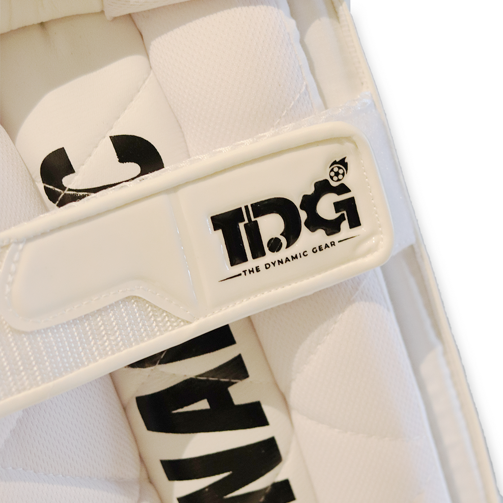 Dynamic Raven Batting Pads (White)